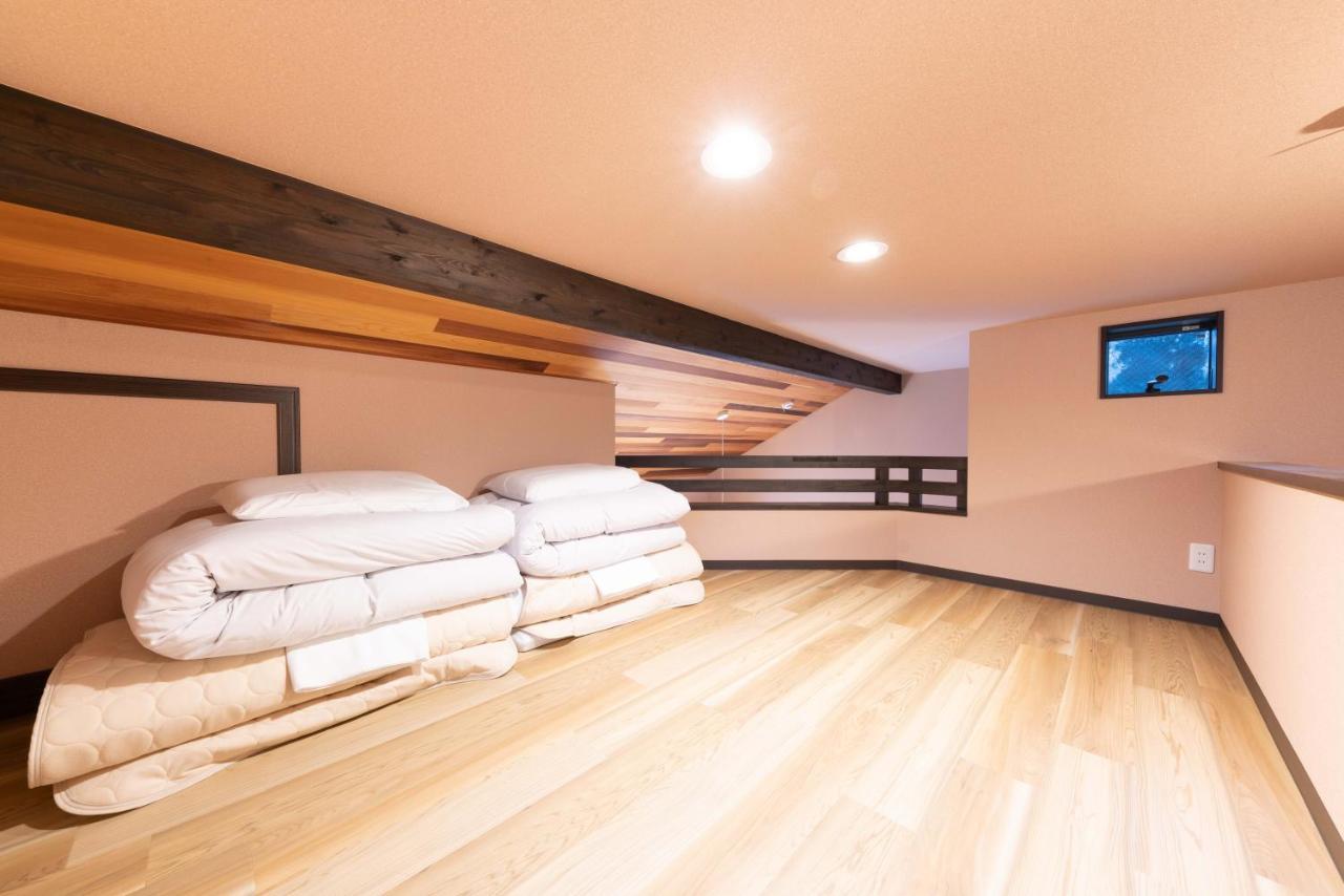 スタジオーネ 箱根強羅 West - Stagione Hakone Gora West Apartment Exterior photo
